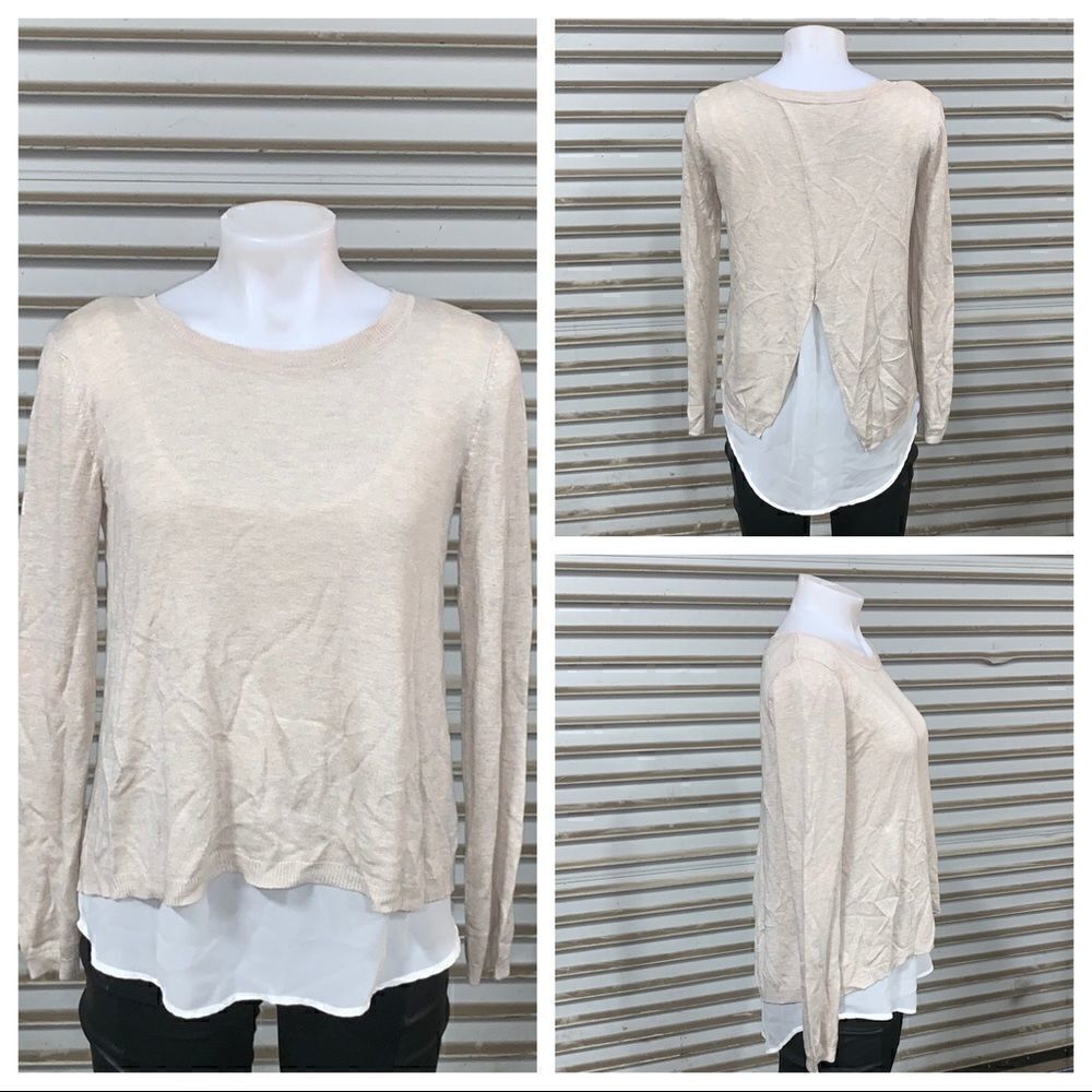 89th & Maddison cris cris back sweater lined